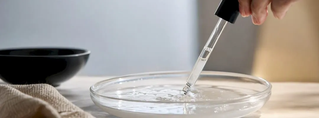 Fermenti nella cosmetica: Cosa possono davvero fare i postbiotici per la pelle